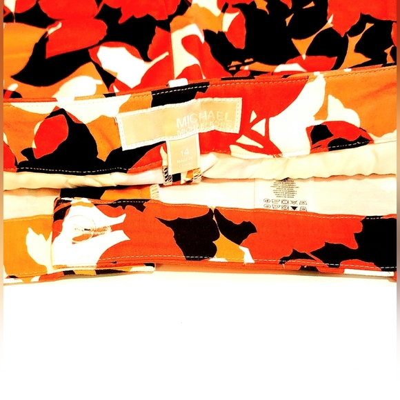 Michael Kors Floral Print Shorts Size 14 XL - Picture 2 of 3